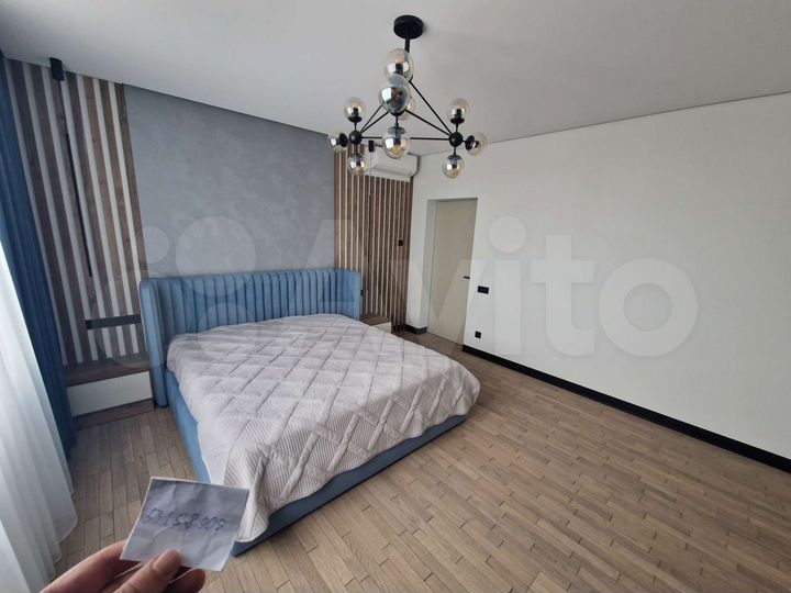 2-к. квартира, 89 м², 7/16 эт.