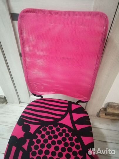 Детское компьютерное кресло бу мало Икея