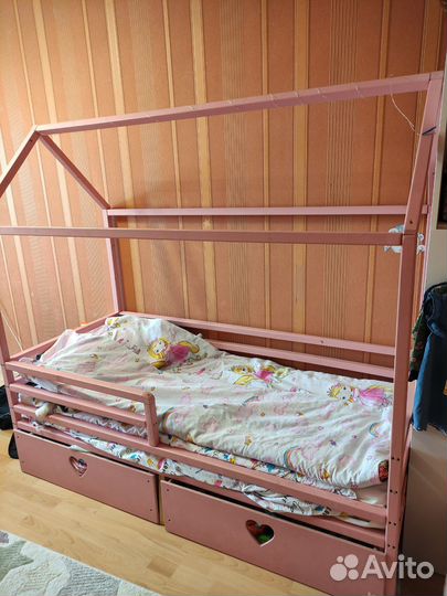 Детская кровать домик бу