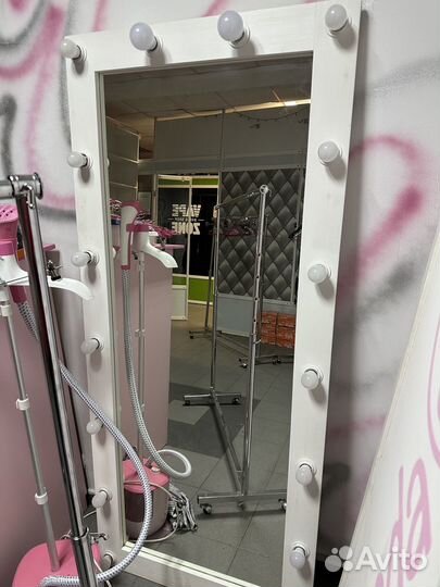 Зеркало с подсветкой