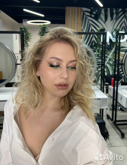 Визажист, стилист по причёскам