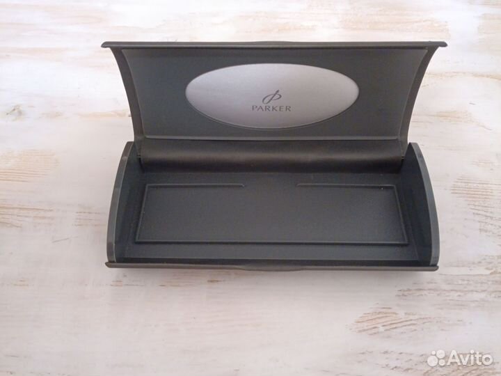Футляр от ручек Parker