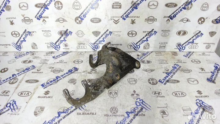 Кронштейн кпп Ford Focus I 1998-2005