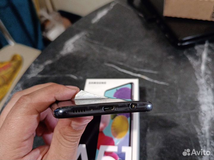 Телефон Samsung а 51