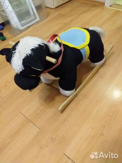 Детская лошадка качалка