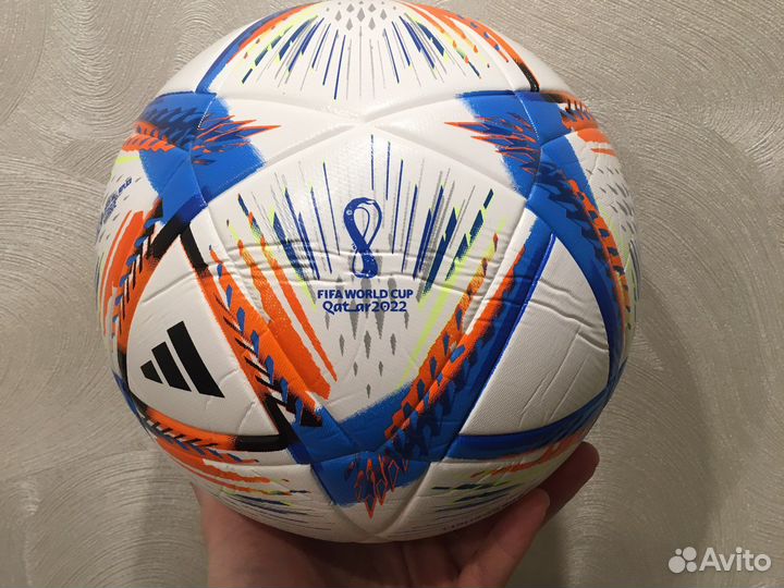 Футбольный мяч Adidas Al Rihla League Fifa Quality