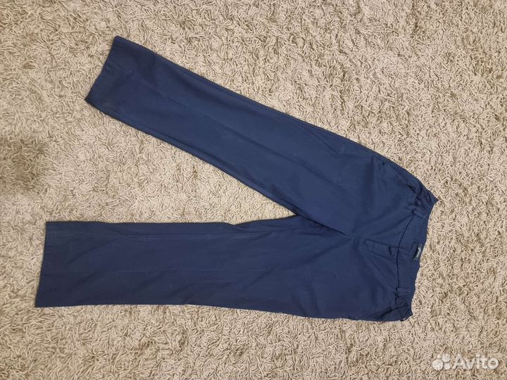 Костюм школьный 158 + 5 рубашек Next