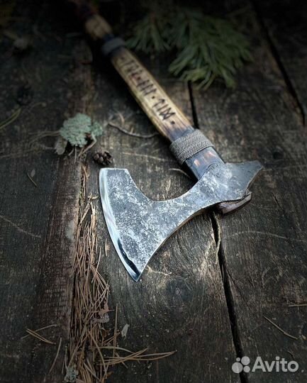 Топор кованый ручной работы