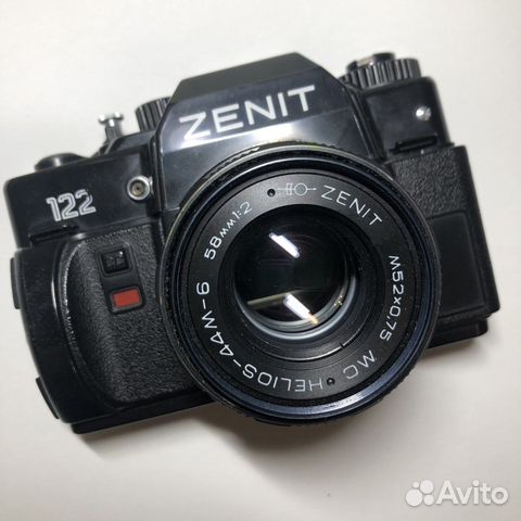Советский фотоаппарат «Зенит» и переходное кольцо