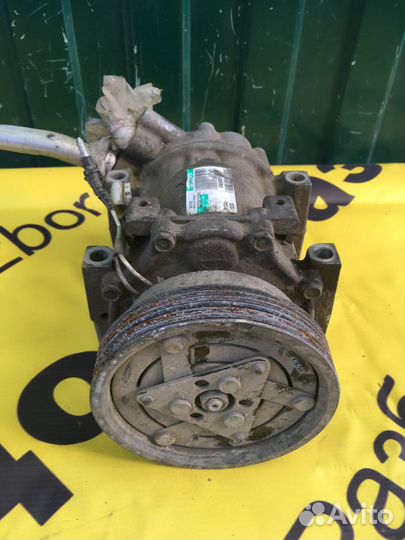 Компрессор кондиционера трубка LADA Largus