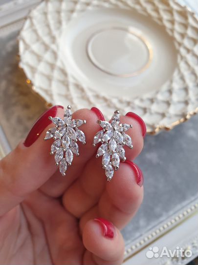 Серьги с цирконами