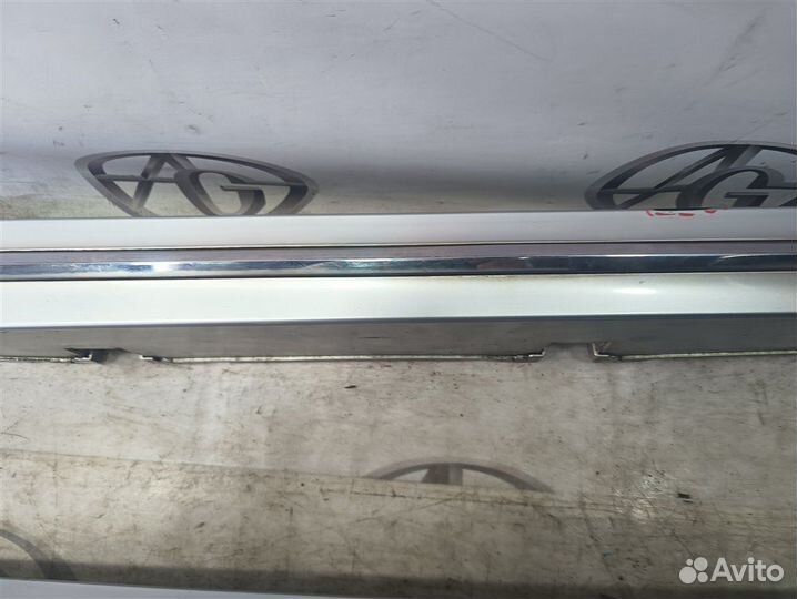 Порог Honda Insight ZE3 LEA 2011