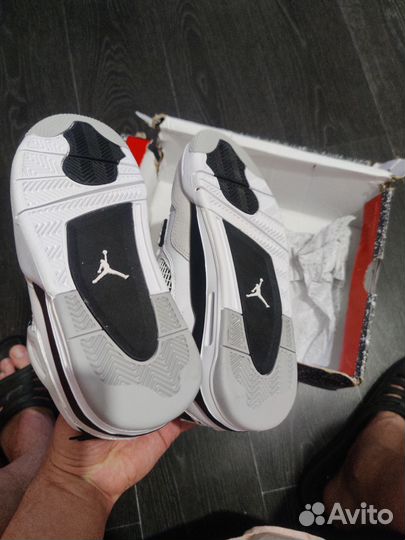 Новые Air Jordan 4 Retro Military оригинал р40