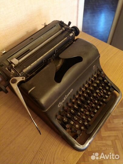 Печатная машинка Optima M10 (Germany)