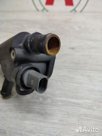 Корпус термостата Volkswagen Golf 5 хетчбэк 1.9