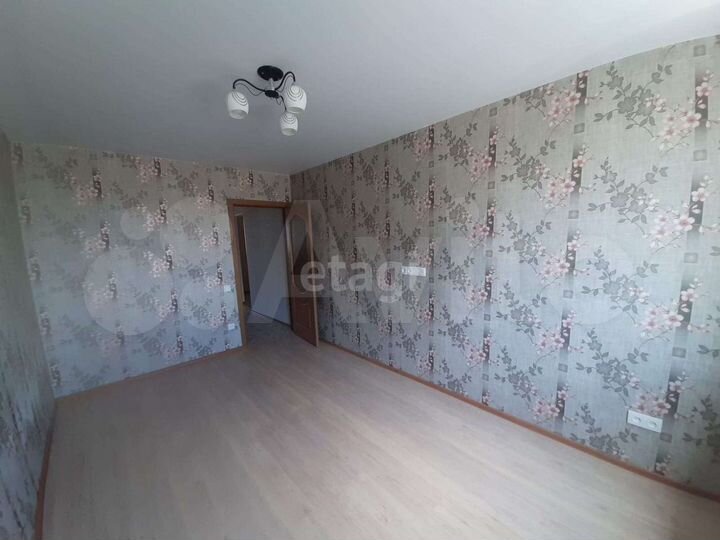2-к. квартира, 60 м², 8/17 эт.