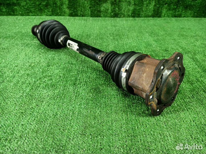 Привод передний левый Audi A4 B8