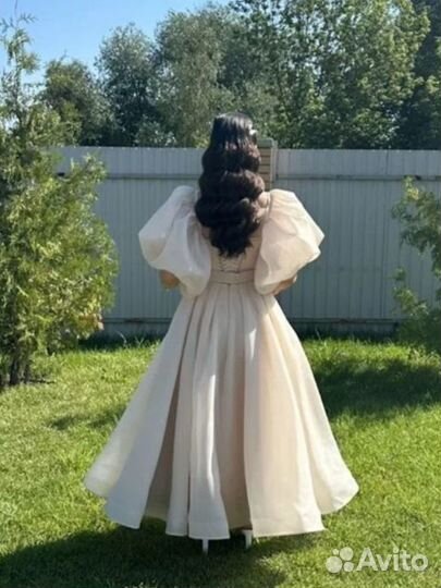 Вечернее платье