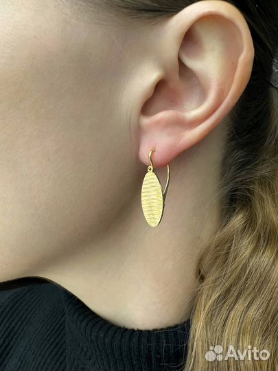 Золотые серьги СССР 750 / 5.6 гр бк