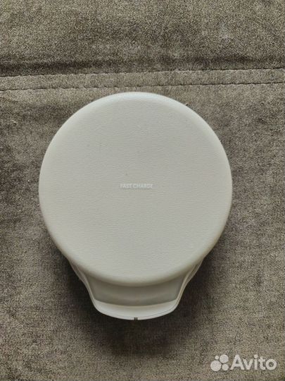 Беспроводная зарядка samsung ep-pg950