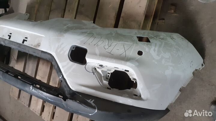 Бампер передний б.у. Nissan X-Trail (T32)