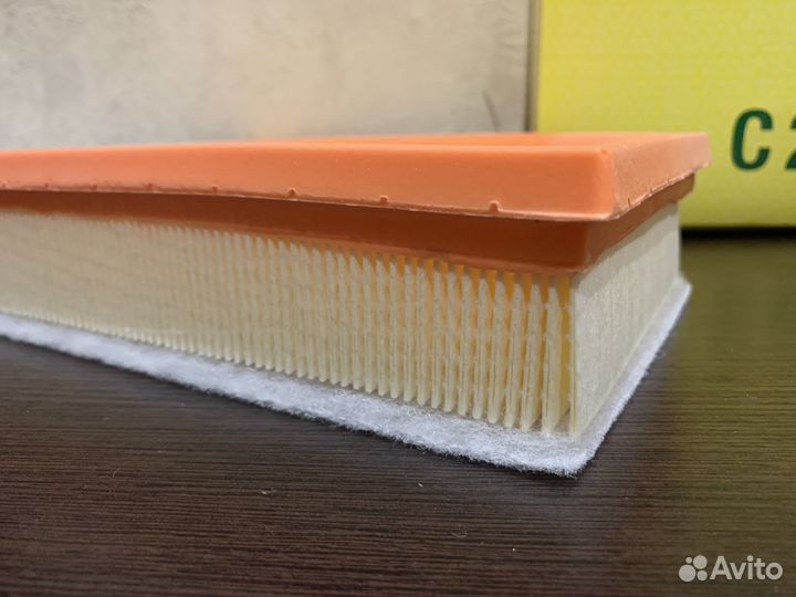 Фильтр воздушный Mann для Volvo 31370089