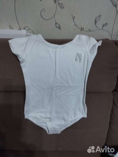 Гимнастички на девочку