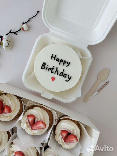 Набор на День Рождение из бенто и капкейков