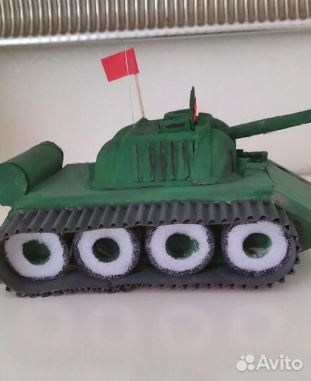 Танк поделка