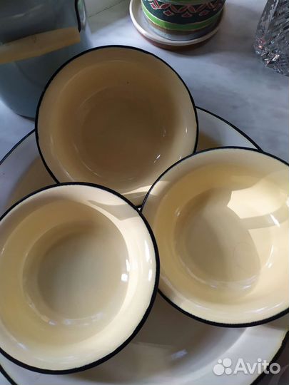 Набор эмалированной посуды времён СССР