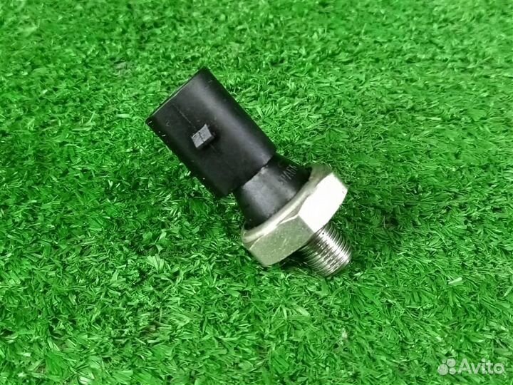 Датчик давления масла Audi A4 (8E B7) 2005-2008
