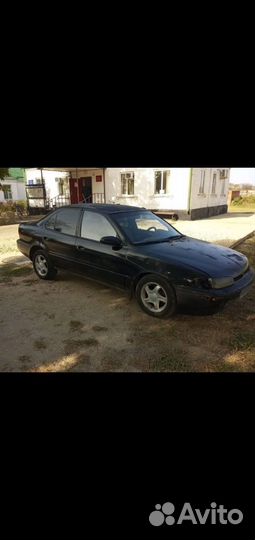 Toyota Corolla 1.6 AT, 1993, битый, 250 000 км