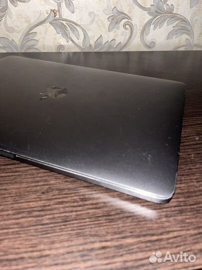 Apple MacBook Pro 13 2019