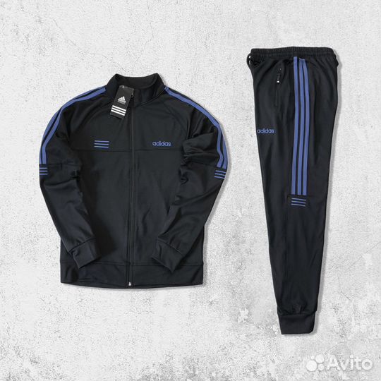 Спортивный костюм Adidas