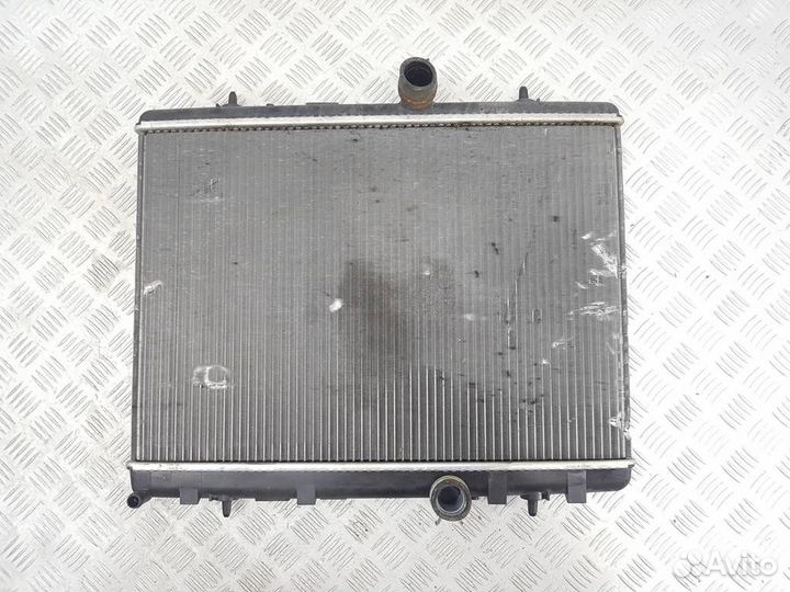 9674089680 Радиатор основной Peugeot 3008