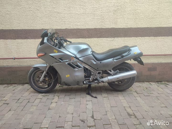Suzuki gsx1100 katana