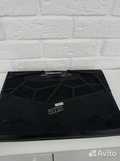 Игровой ноутбук msi Ms-16u8 Leopard i5-10300h