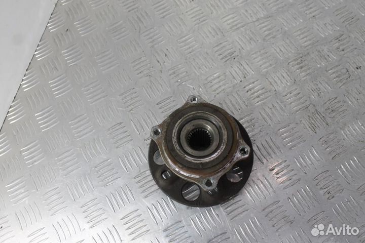 Ступица задняя левая Mercedes-Benz E-Класс