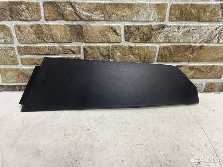 Накладка в салоне Volvo Xc90 2 2.0 dizel 2017