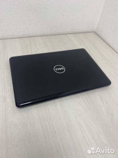 Dell 15.6 amd a10-9600P 4ядра Amd Radeon r7-m440