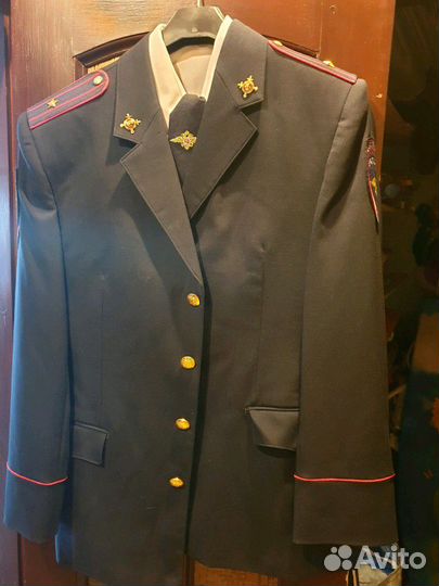 Полицейская форма: китель, брюки, рубашка белая, г