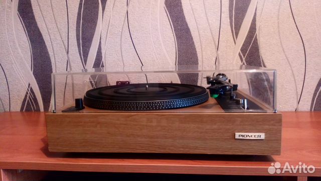 Проигрыватель винила Pioneer PL-1100D