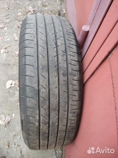 Yokohama BlueEarth RV02 205/65 R16