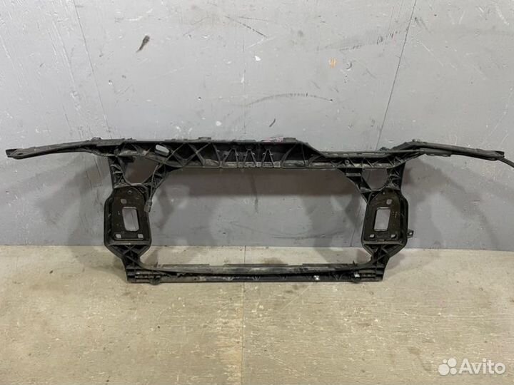 Передняя панель Audi A4 B8