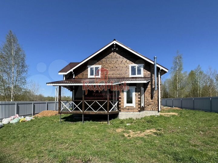 Дом 212 м² на участке 12 сот.