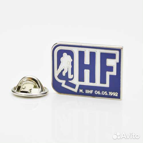 Коллекция хоккейных значков национальных федераций