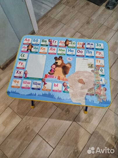 Детский стол