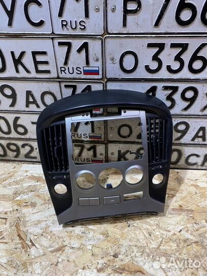 Накладка на торпедо Hyundai H-1 D4BH 2009