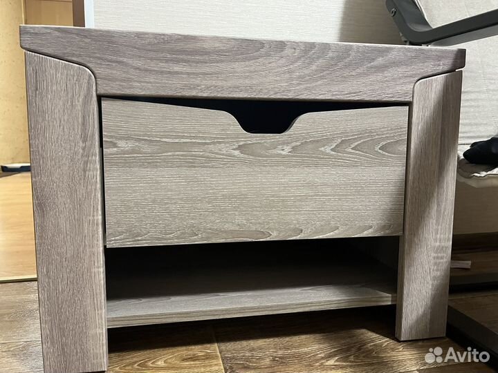 Тумбочка и комод бу