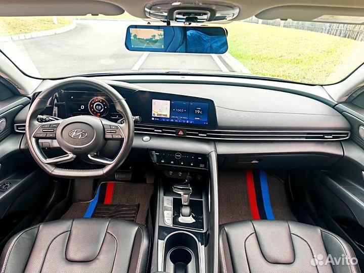 Hyundai Elantra 1.5 CVT, 2021, 60 000 км